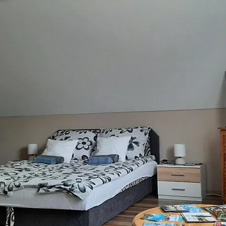 Bodzavirag Apartman Balatonvilagos Exterior photo